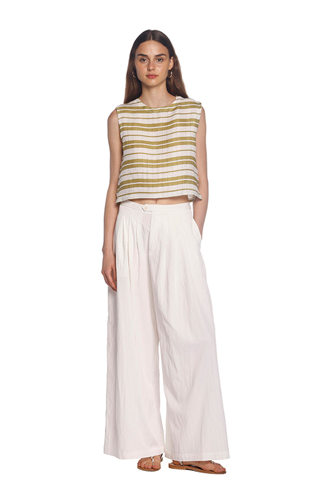 بلوزة مخططة باللون الأخضر